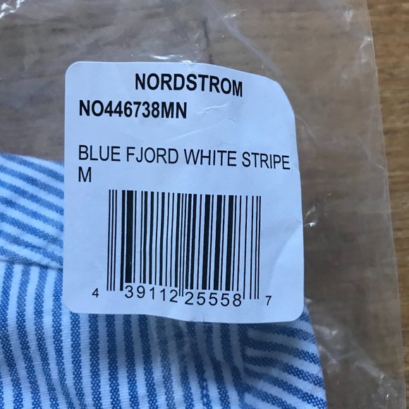 Nordstrom Oxford Slim Fit Dress Shirt (Medium) - Picture 9 of 9